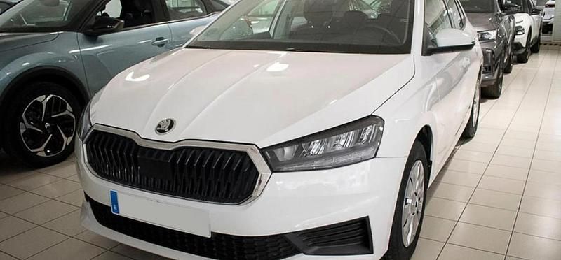 Blanco Usado 2022 Skoda Fabia Active Berlina | 13.040 € (Precio justo) - Imagen 1/4