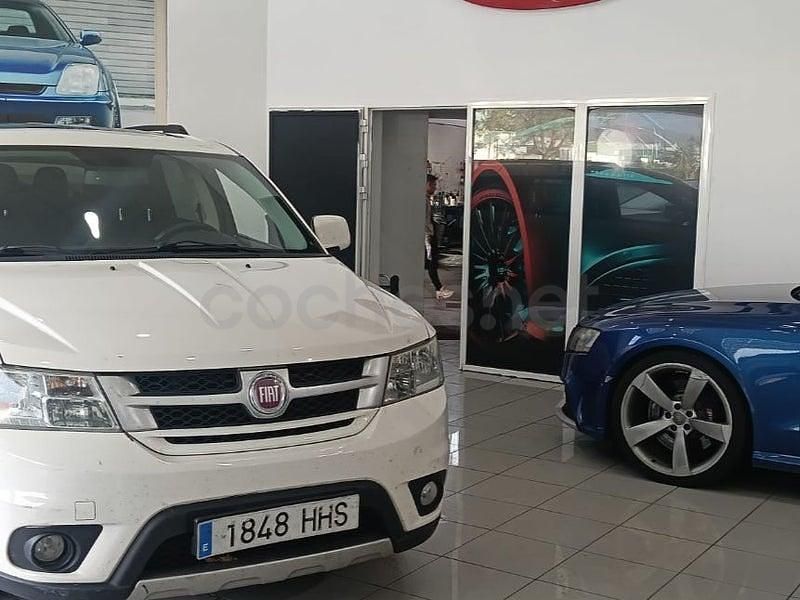 Usado Fiat Freemont 140 CV (102 kW) 2012 Blanco SUV