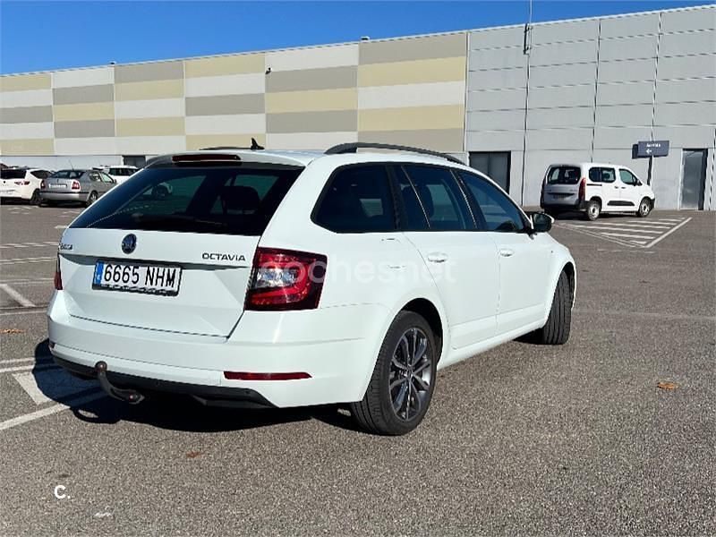 Brugt Skoda Octavia Style 150 HK (110 kW) 2017 Hvid Stationcar