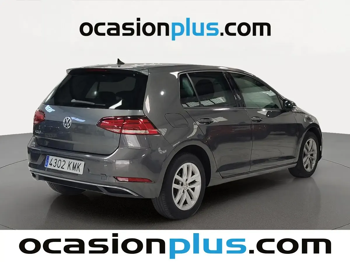 Usado VW Golf VII Advance 116 CV (85 kW) 2018 Gris Utilitario