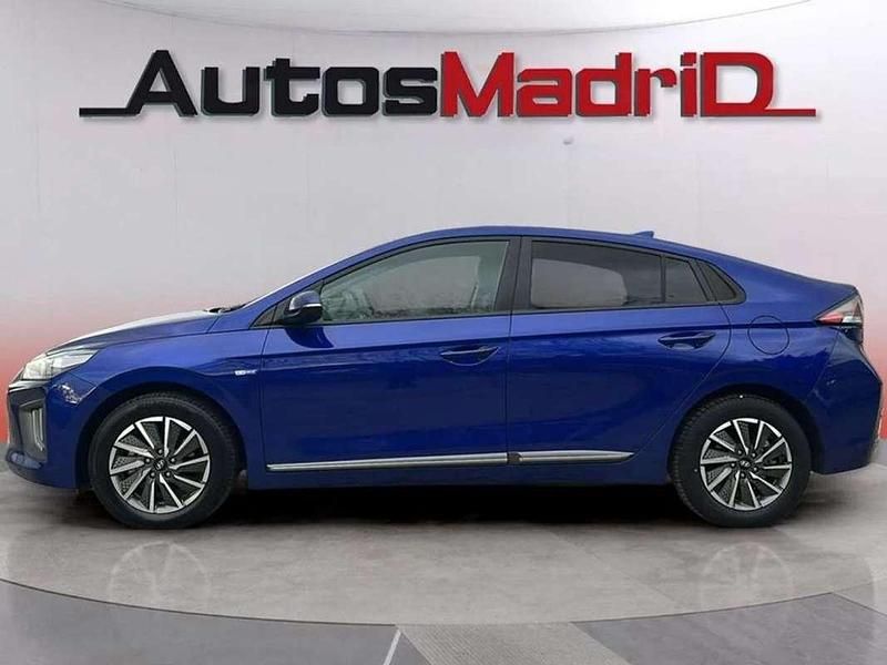Usado Hyundai Ioniq 100 kW (137 CV) 2021 Azul Utilitario
