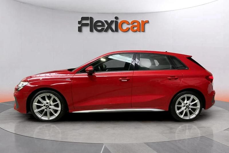 Usado Audi A3 S-Line 150 CV (110 kW) 2023 Rojo Berlina