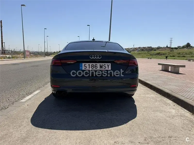 Usado Audi A5 Sportback 190 CV (139 kW) 2018 Gris / plata Utilitario