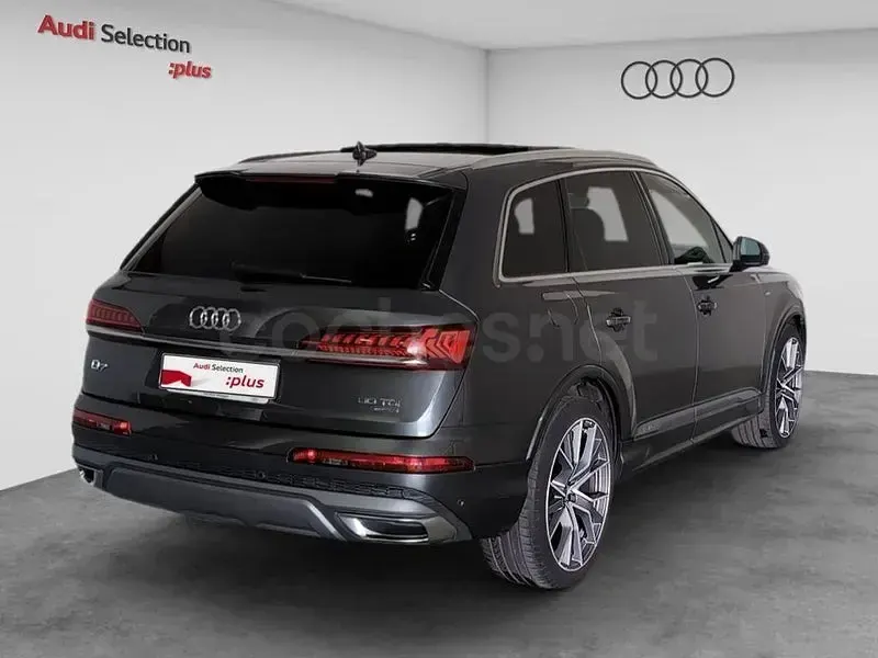 Usado Audi Q7 S-Line 286 CV (210 kW) 2023 Gris / plata SUV