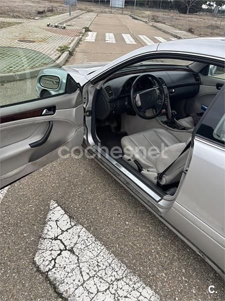 Usado Mercedes CLK230 Elegance 193 CV (141 kW) 1998 Gris / plata Coupe