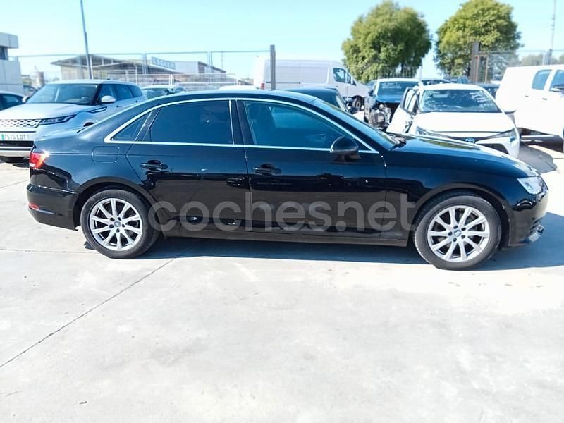 Usado Audi A4 Advanced Plus 150 CV (110 kW) 2019 Negro Berlina