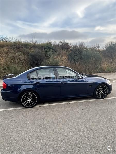 Usado BMW 320 177 CV (130 kW) 2010 Amarillo Berlina