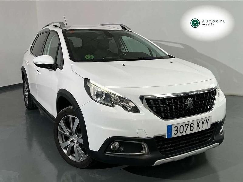 Usado Peugeot 2008 Allure 99 CV (72 kW) 2019 Blanco SUV