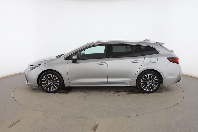 Usado Toyota Corolla Style 196 CV (144 kW) 2023 Gris Familiar