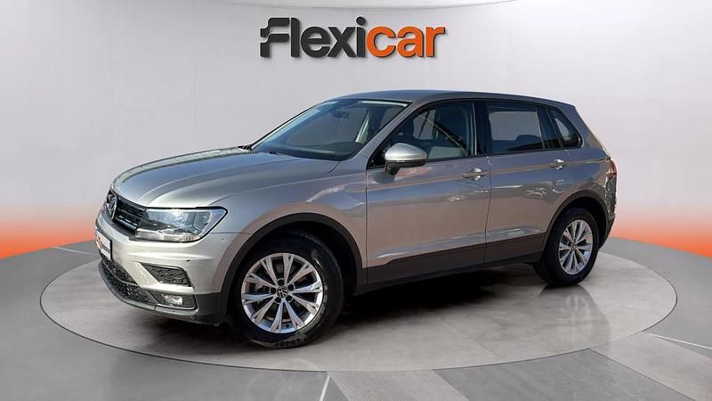 Usado VW Tiguan Advance 150 CV (110 kW) 2020 Beige SUV