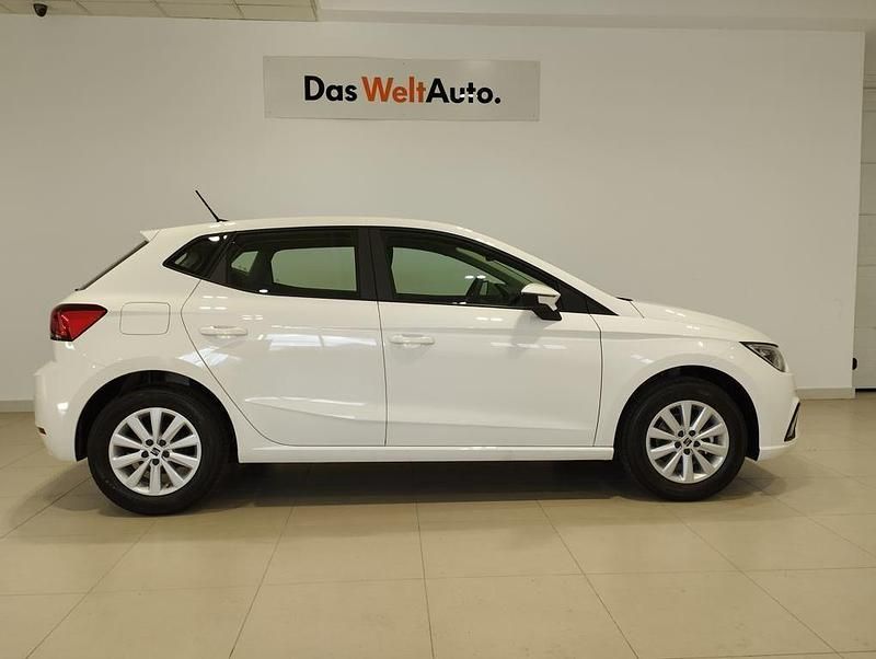 Usado Seat Ibiza Style 80 CV (58 kW) 2025 Blanco Utilitario