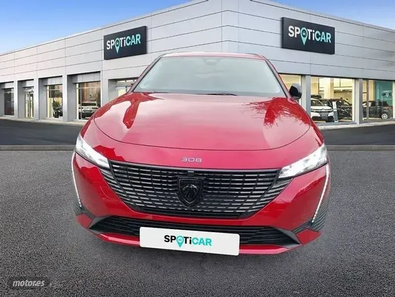 Usado Peugeot 308 Allure 180 CV (132 kW) 2023 Rojo Berlina