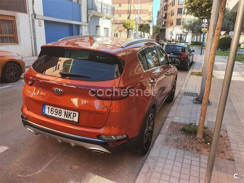 Usado Kia Sportage GT-Line 177 CV (130 kW) 2021 Rojo SUV