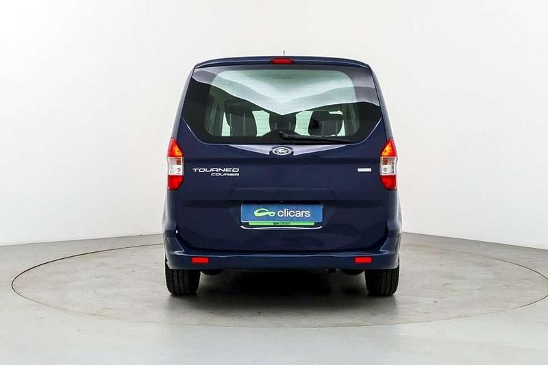 Usado Ford Tourneo Courier Trend 102 CV (75 kW) 2015 Azul Monovolumen