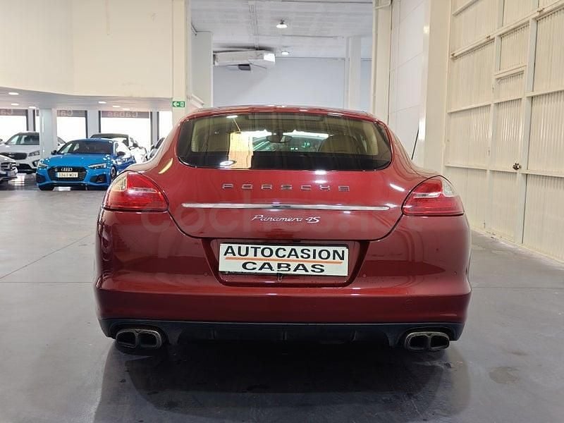 Usado Porsche Panamera 400 CV (294 kW) 2011 Rojo Utilitario