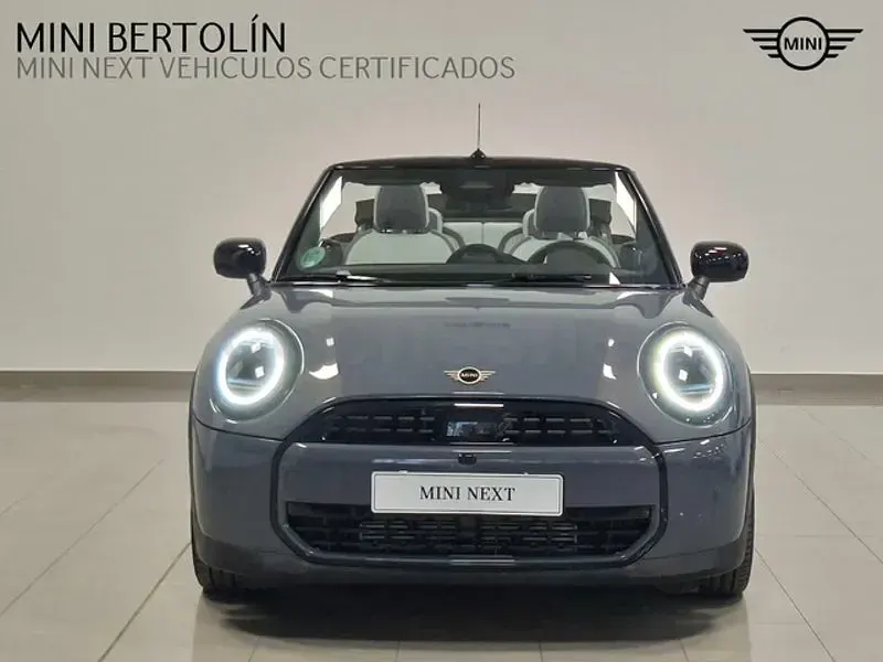Usado Mini Cooper Cabriolet 163 CV (119 kW) 2025 Gris / plata Descapotable