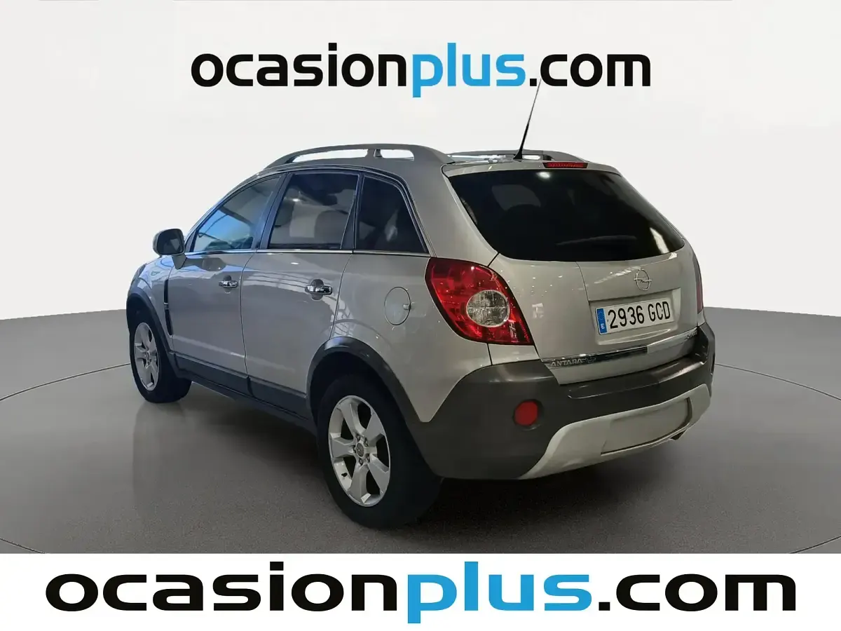 Usado Opel Antara Cosmo 150 CV (110 kW) 2008 Plateado SUV