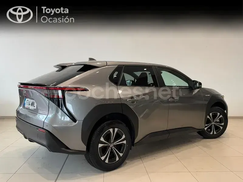 Usado Toyota bZ4X Advance 150 kW (204 CV) 2024 Eléctrico SUV