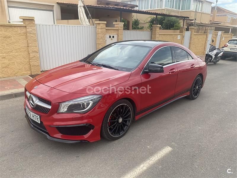 Usado Mercedes CLA220 AMG line 170 CV (125 kW) 2013 Rojo Berlina