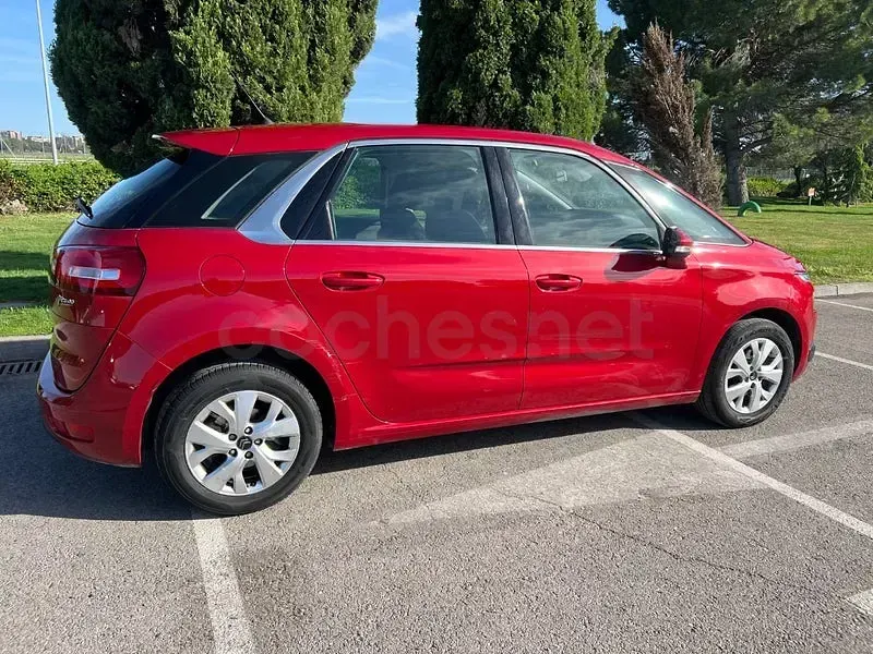 Usado Citroën C4 Picasso Attraction 115 CV (84 kW) 2015 Granate Monovolumen