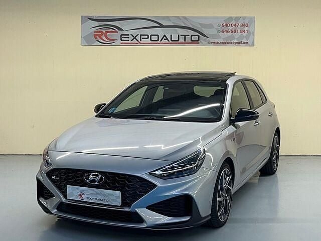 Gris Usado 2023 Hyundai i30 N Line Berlina | 22.490 € (Precio justo) - Imagen 1/4