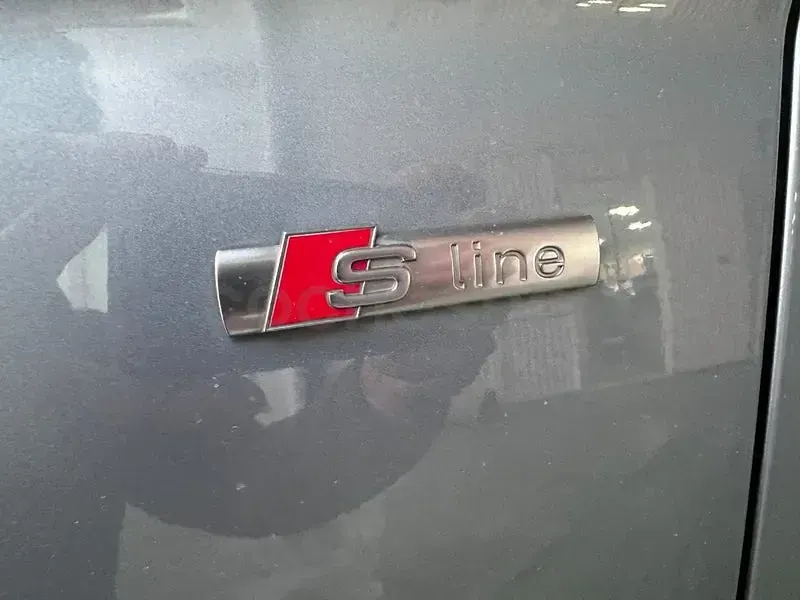 Usado Audi A4 S-Line 143 CV (105 kW) 2008 Gris / plata Berlina