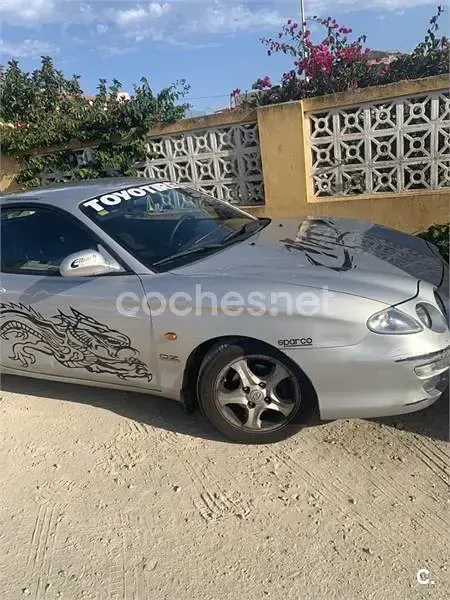 Usado Hyundai Coupé 114 CV (83 kW) 2000 Gris / plata Coupe