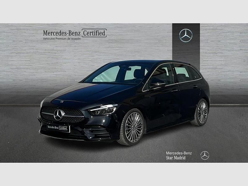 Usado Mercedes B180 116 CV (85 kW) 2025 Negro Monovolumen