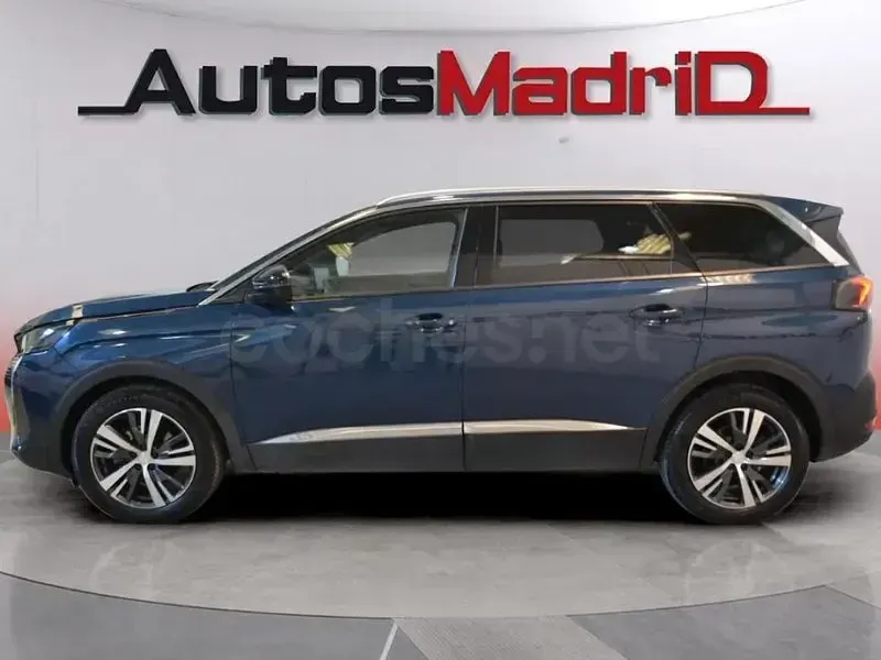 Usado Peugeot 5008 Allure 130 CV (95 kW) 2024 Azul SUV