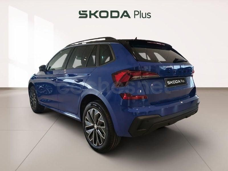 Usado Skoda Kamiq Selection 115 CV (84 kW) 2024 Azul SUV