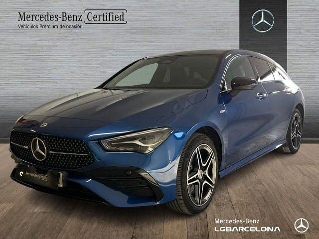 Usado Mercedes CLA250e Shooting Brake AMG line 218 CV (160 kW) 2026 Pintura Familiar