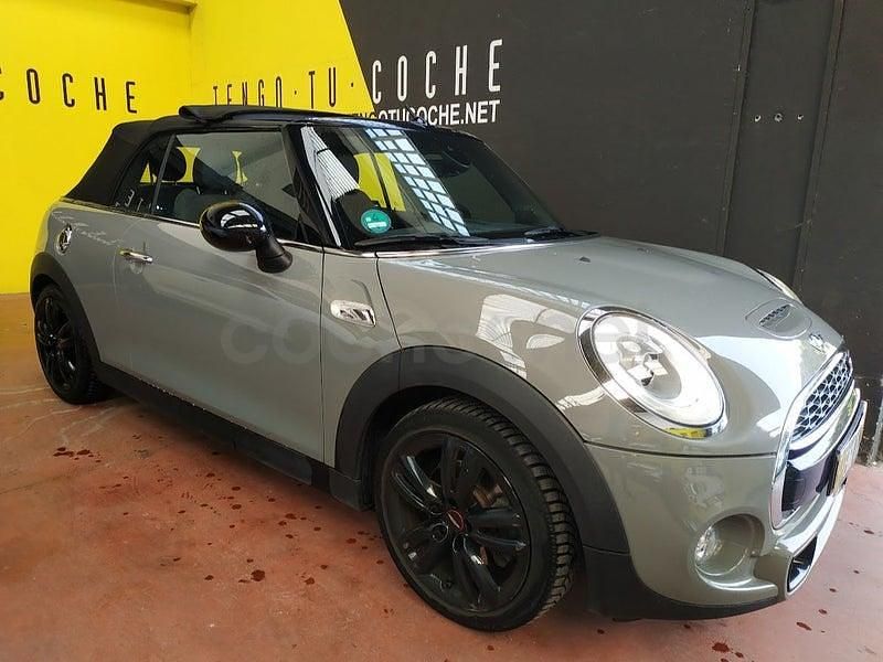 Usado Mini John Cooper Works Cabriolet 231 CV (169 kW) 2024 Gris / plata Descapotable