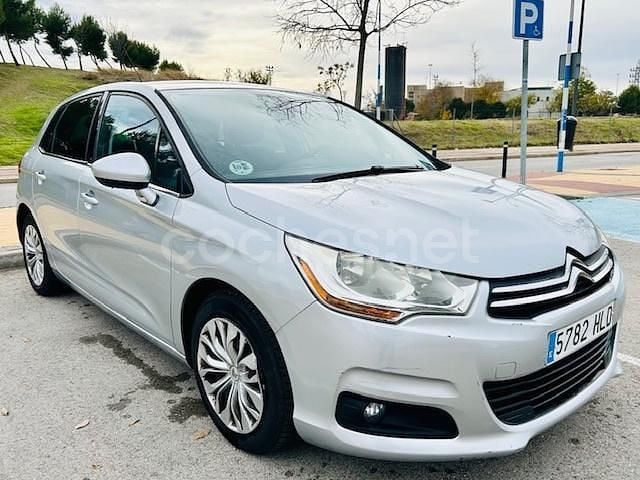 Gris / plata Usado 2012 Citroën C4 Berlina | 3990 € (Precio justo) - Imagen 1/4