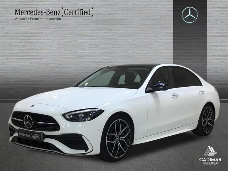 Blanco Usado 2024 Mercedes C220 Berlina | 51.900 € (Un poco caro) - Imagen 1/4