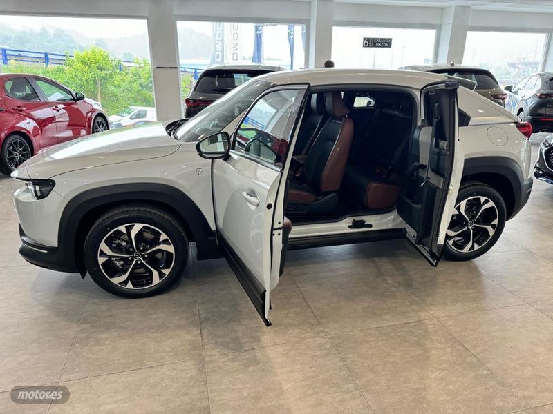 Nuevo 2024 Mazda MX30 Makoto SUV | 35.000 € (Caro) - Imagen 1/4