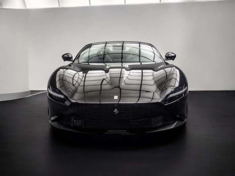 Negro Nuevo 2024 Ferrari Roma Coupe | 299.900 € - Imagen 1/3
