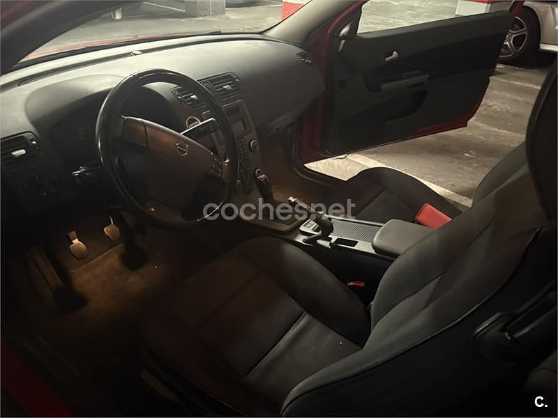 Usado Volvo C30 Business Edition 115 CV (84 kW) 2012 Rojo Utilitario