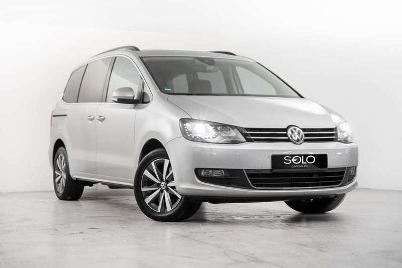 Efecto perla Usado 2021 VW Sharan Sport Monovolumen | 33.500 € (Precio justo) - Imagen 1/4