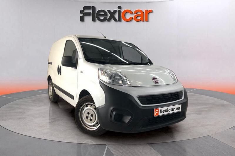 Blanco Usado 2021 Fiat Fiorino Van | 10.990 € (Precio justo) - Imagen 1/4