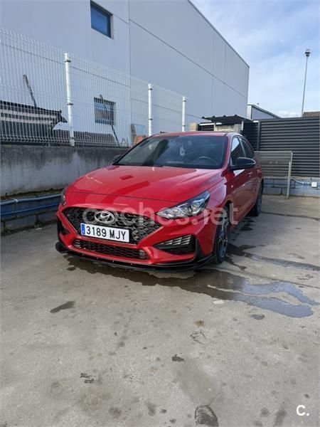Rojo Usado 2023 Hyundai i30 N Line Berlina | 20.000 € (Precio justo) - Imagen 1/4