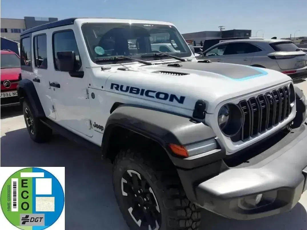 Usado Jeep Wrangler Unlimited Rubicon 380 CV (279 kW) 2025 Blanco SUV