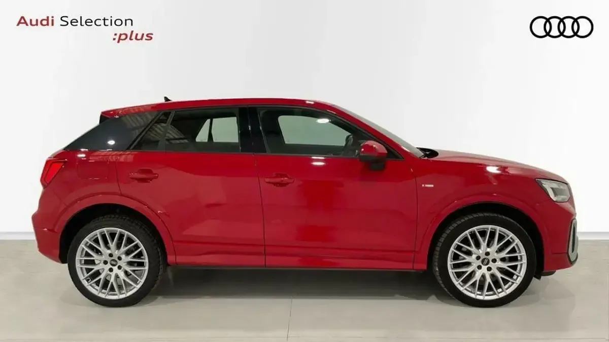 Usado Audi Q2 S-Line 150 CV (110 kW) 2023 Rojo SUV