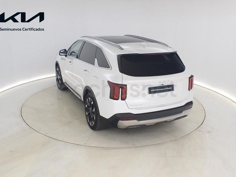 Usado Kia Sorento 194 CV (142 kW) 2024 Blanco SUV