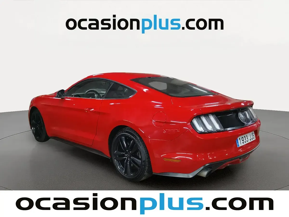 Usado Ford Mustang Fastback 314 CV (230 kW) 2015 Rojo Coupe