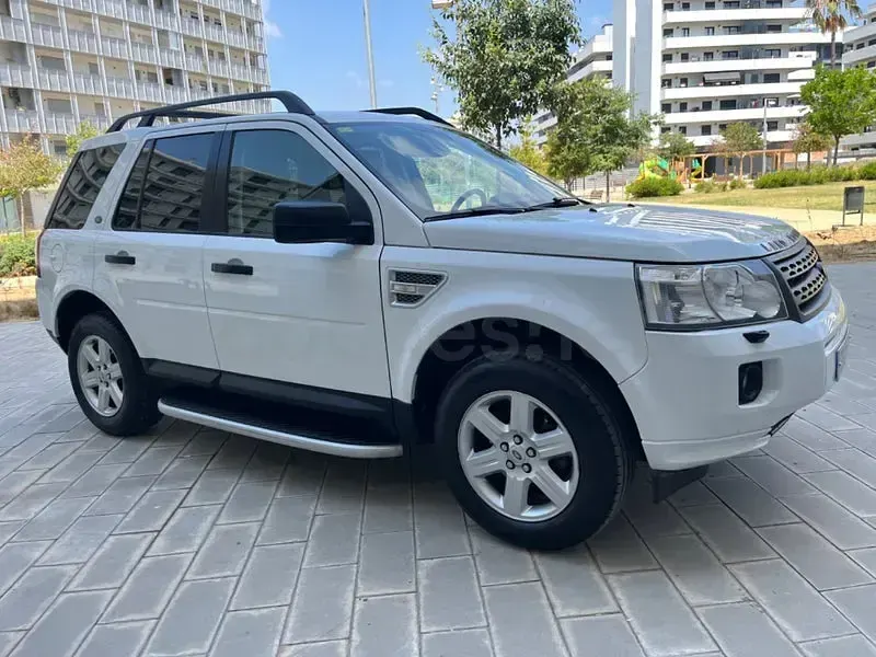 Usado Land Rover Freelander 2 HSE 150 CV (110 kW) 2011 Blanco SUV