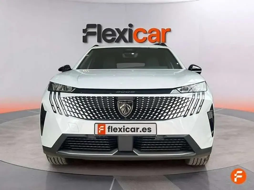 Usado Peugeot 5008 Allure 145 CV (106 kW) 2025 Blanco SUV