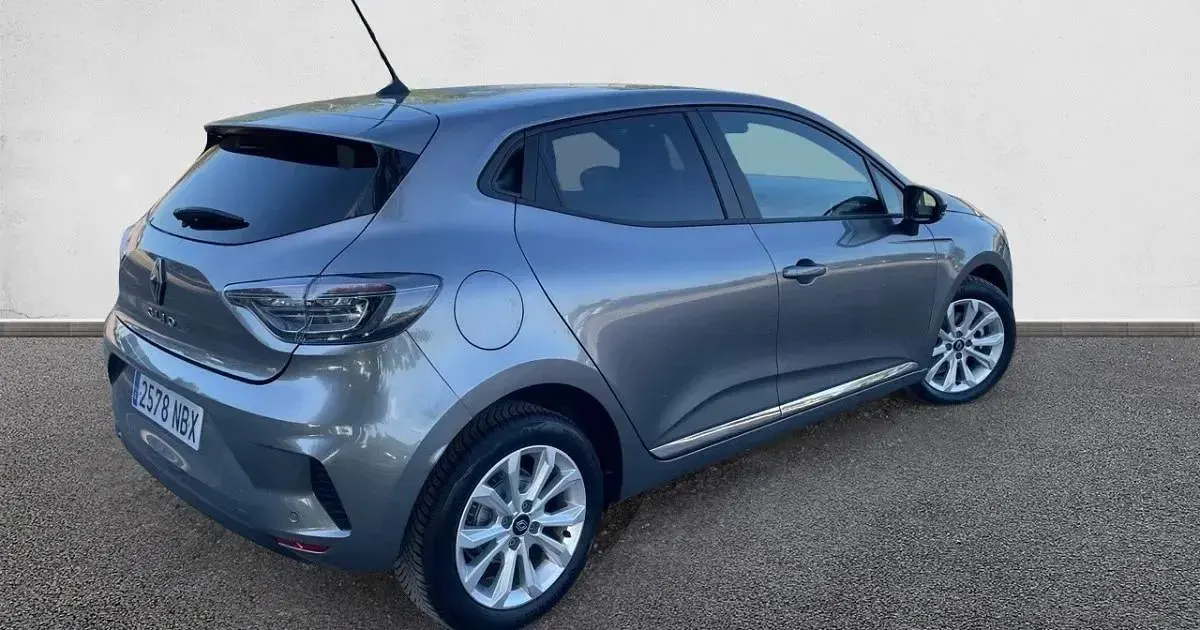 Usado Renault Clio Evolution 100 CV (73 kW) 2025 Utilitario
