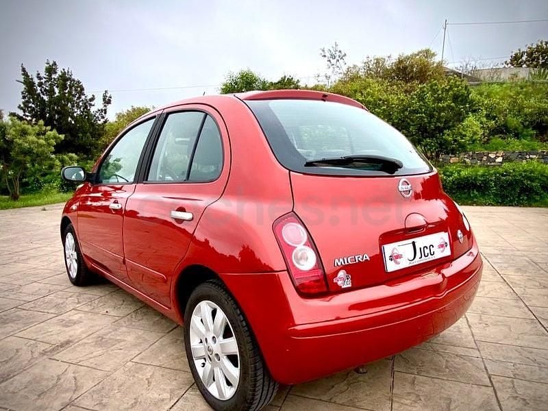 Usado Nissan Micra 80 CV (58 kW) 2009 Granate Berlina