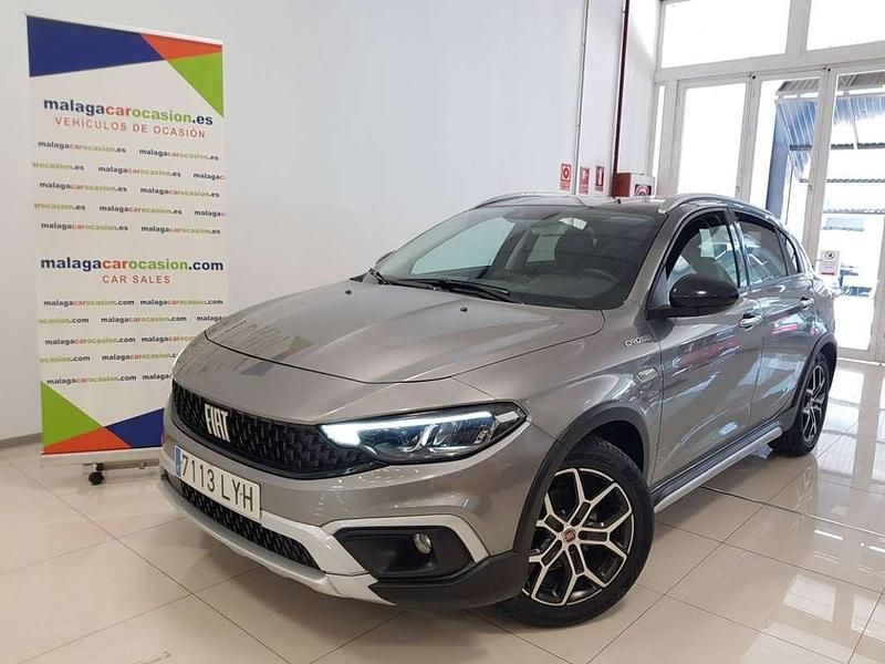 Occasion Fiat Tipo Cross 99 PK (72 kW) 2022 Grijs Hatchback
