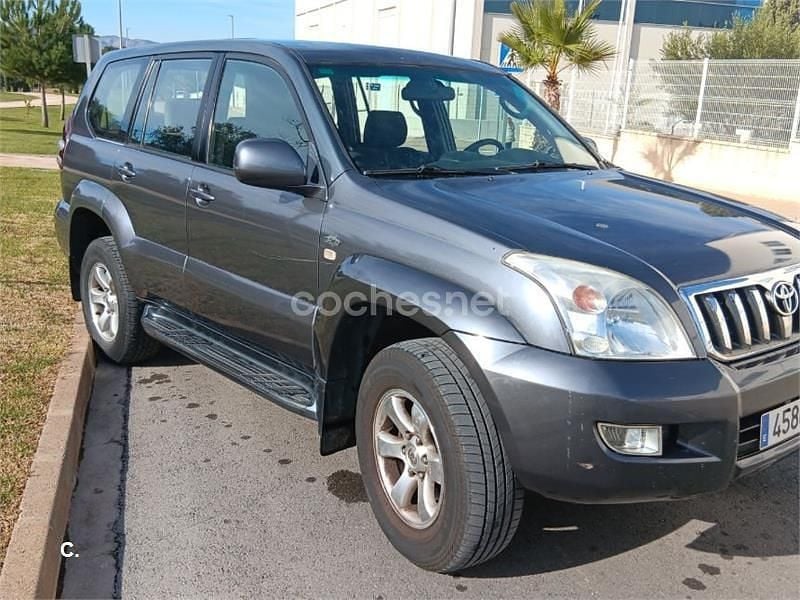 Usado Toyota Land Cruiser 163 CV (119 kW) 2004 Gris / plata SUV